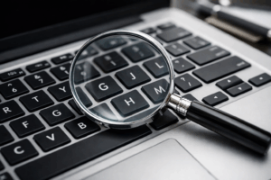 自社で直せるか業者に頼むべきかを判断する方法